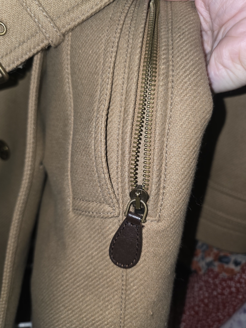 Burberry Women's Beige Double-Breasted Trench Coat - Picture 4 of 9